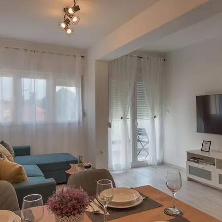 Apartment Scala